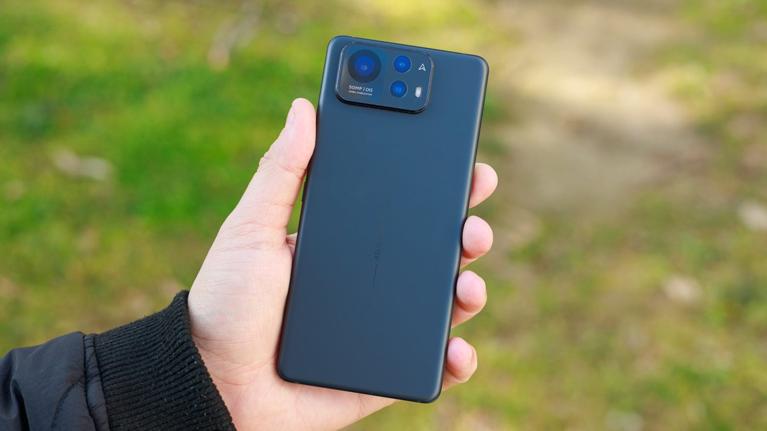 خبر بد برای طرفداران Zenfone و ROG زیرا طبق گزارش ها، ایسوس تصمیم سختی را در مورد تلفن های 2026 خود می گیرد.